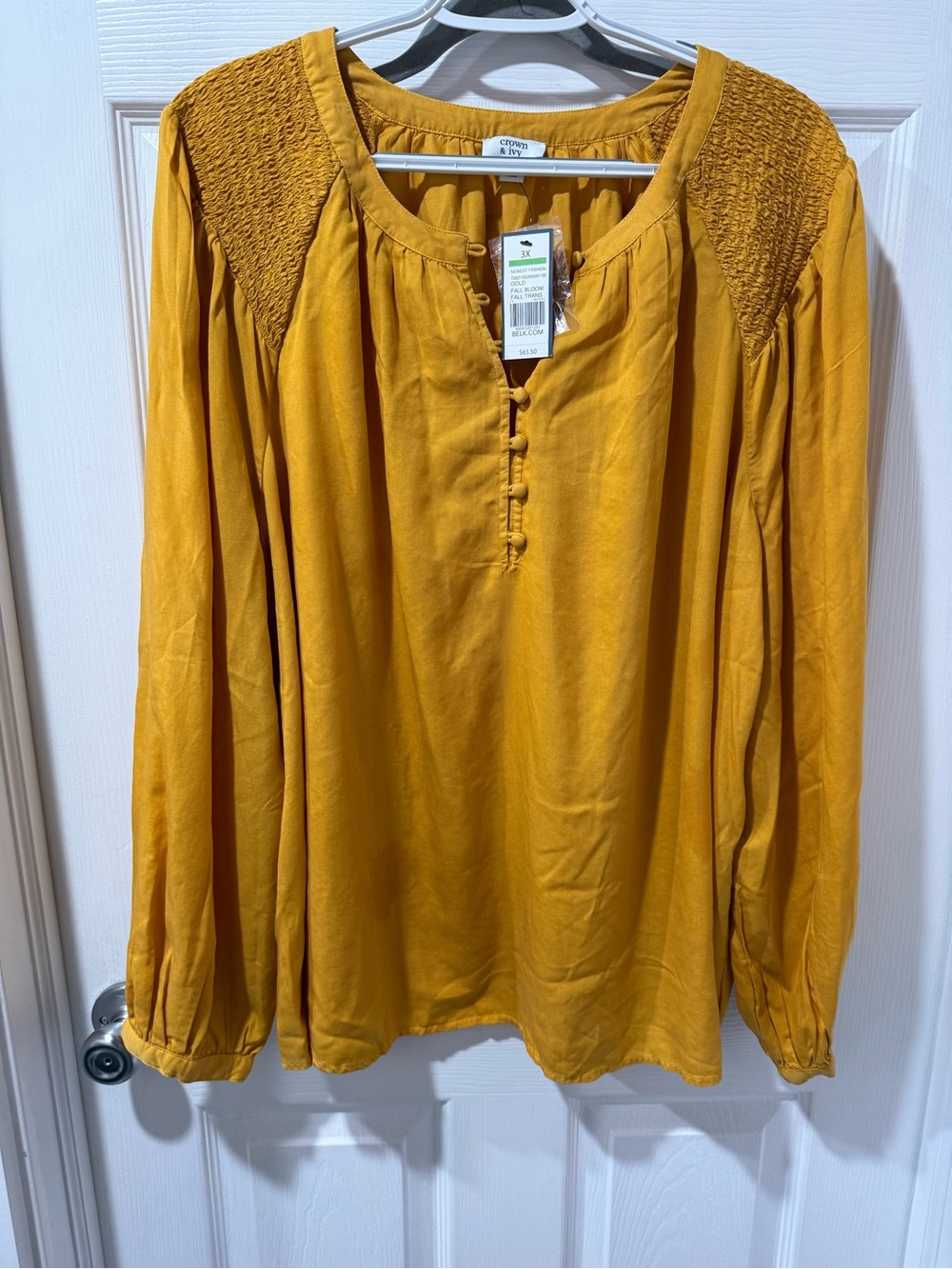 crown & ivy Mustard Smocked-Shoulder Long Sleeve Tunic
